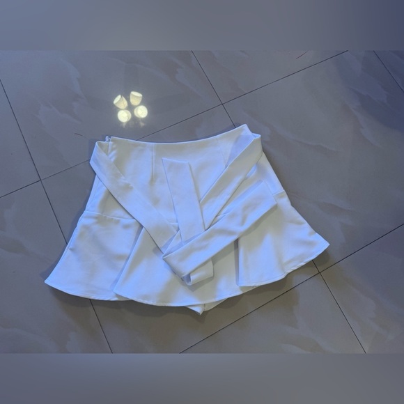 ENDLESS ROSE FLOUNCE WAIST TIE MINI SKORT ruffle white zipper size M - Picture 4 of 15